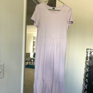 Old Navy Short Sleeve Tiered Midi Dress in Lavender (size XS)